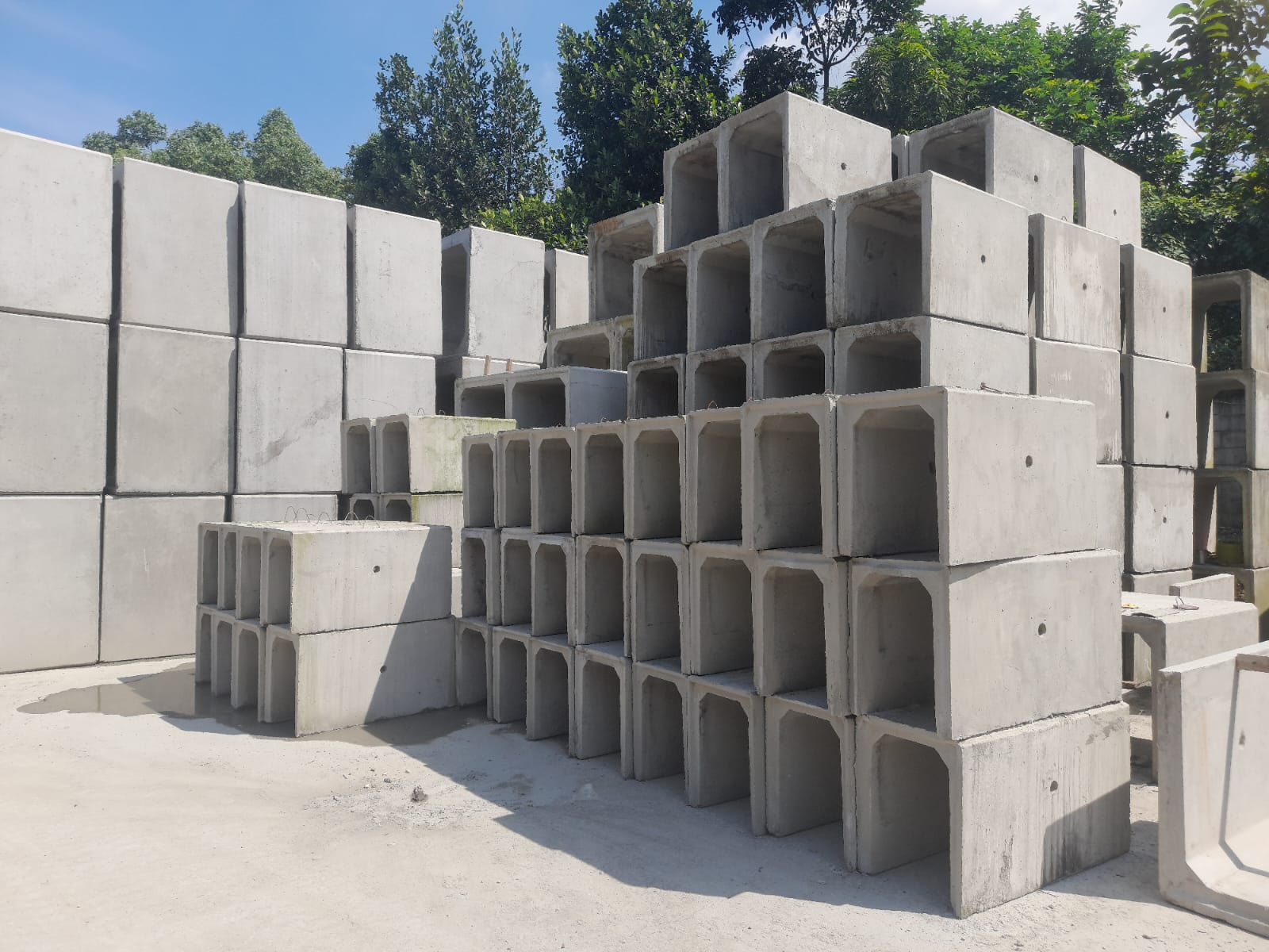 U-Ditch Beton Precast SNI K-300
