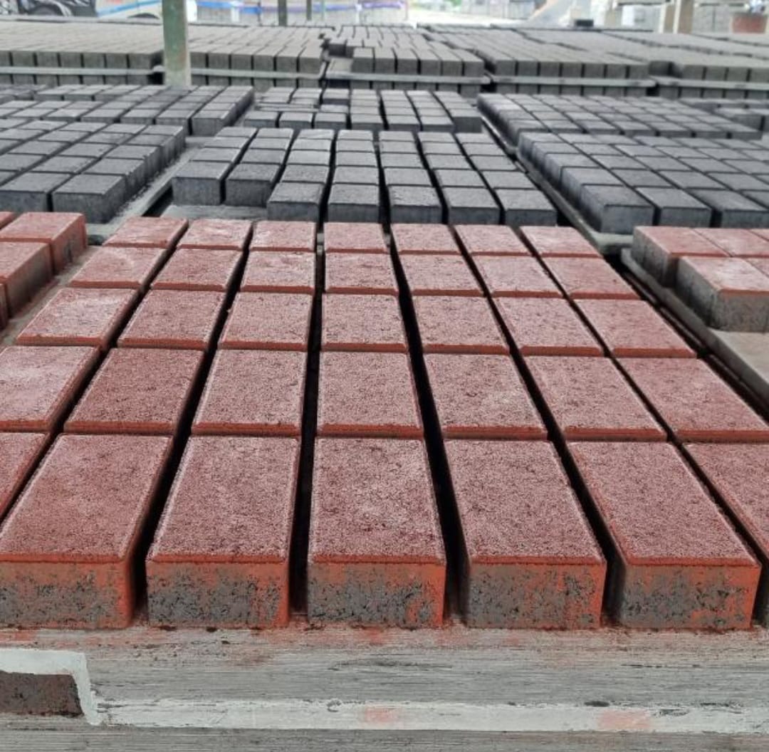 Paving Block Beton Precast SNI – Berbagai Motif dan Warna Mutu K-200 K-300 K-400